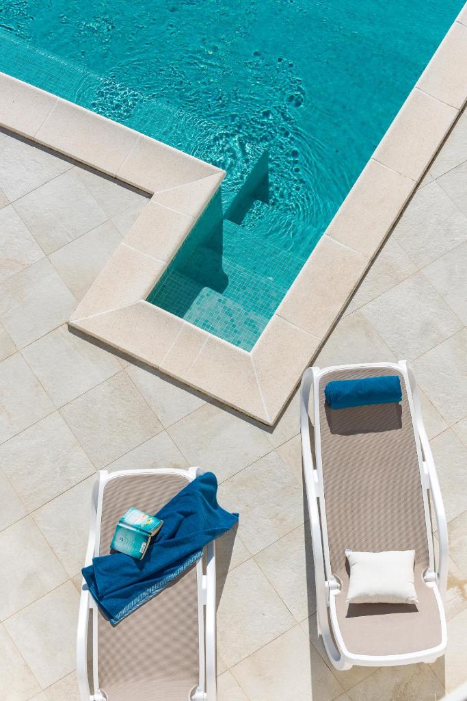 Villa Nila - Private Pool and Sea View 8