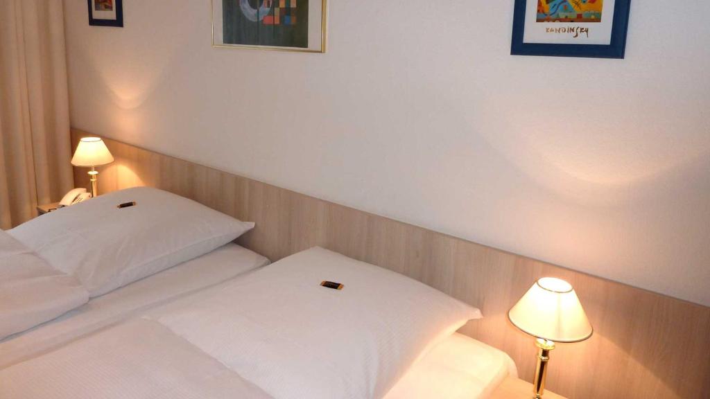Hotel Occam Image
