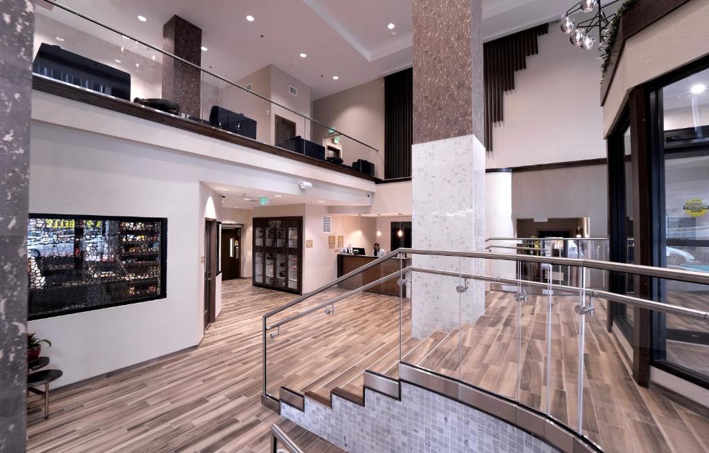 Candlewood Suites Baltimore - Inner Harbor, an IHG Hotel Image