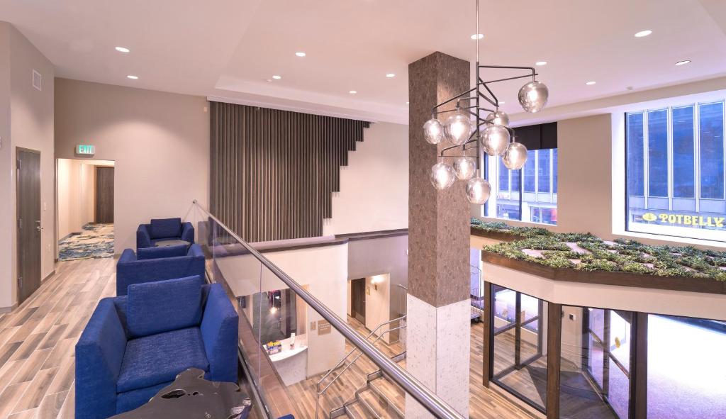 Candlewood Suites Baltimore - Inner Harbor, an IHG Hotel Image