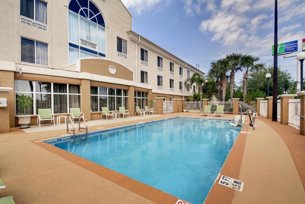 Holiday Inn Express & Suites Jacksonville South - I-295, an IHG Hotel Image