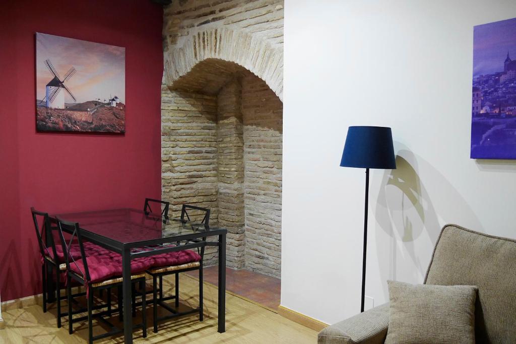 Apartamento El Arco - Living Toledo 4