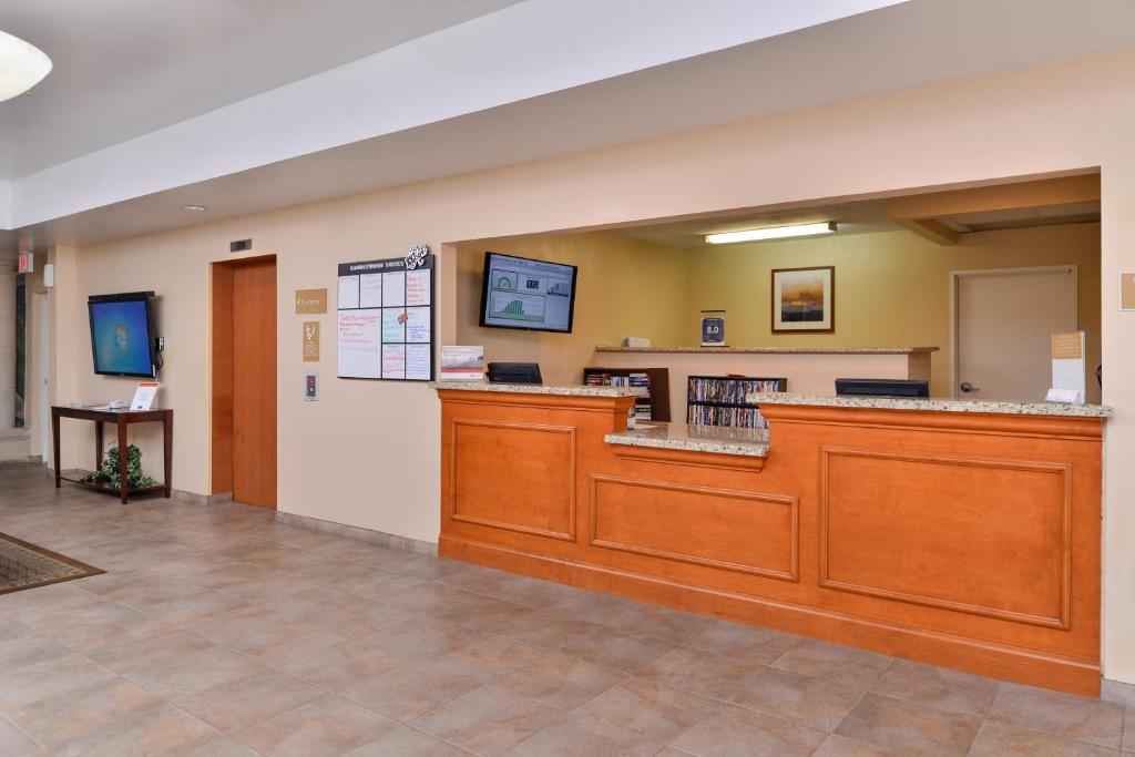 Candlewood Suites San Diego, an IHG Hotel Image