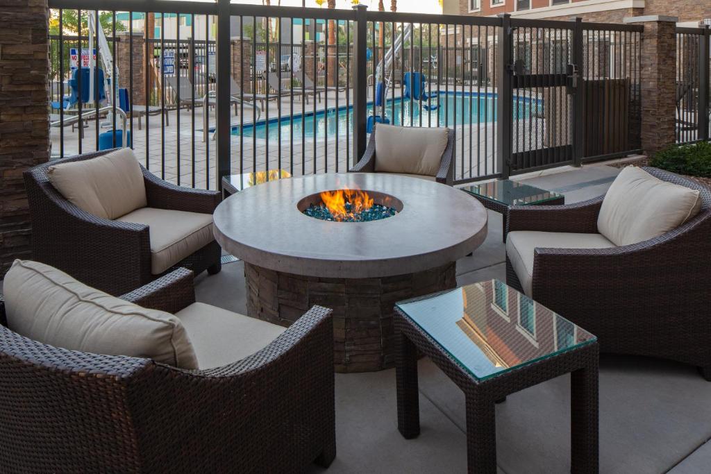 Staybridge Suites - Phoenix – Biltmore Area, an IHG Hotel Image