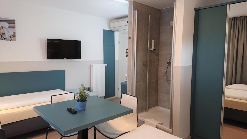 Pension Elisabeth - Rooms & Apartments 7
