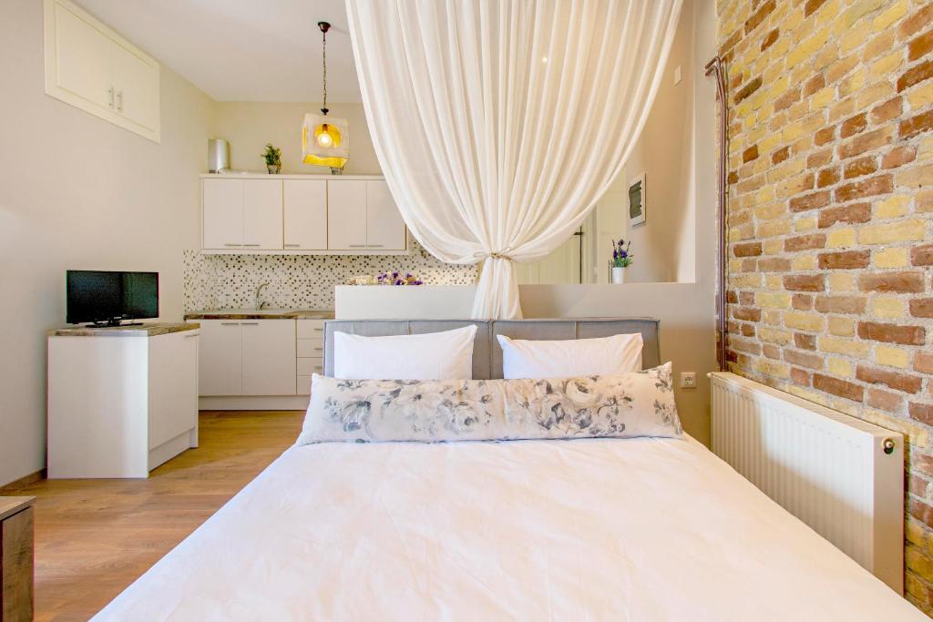 New Studio @ Porta Remounda 2