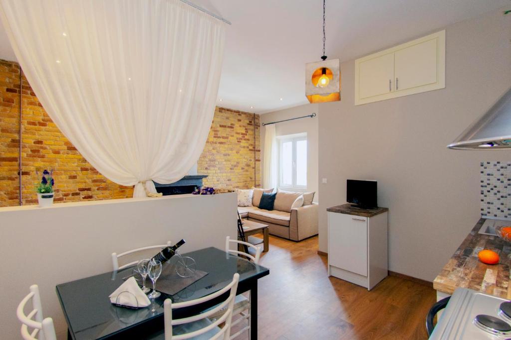 New Studio @ Porta Remounda 4