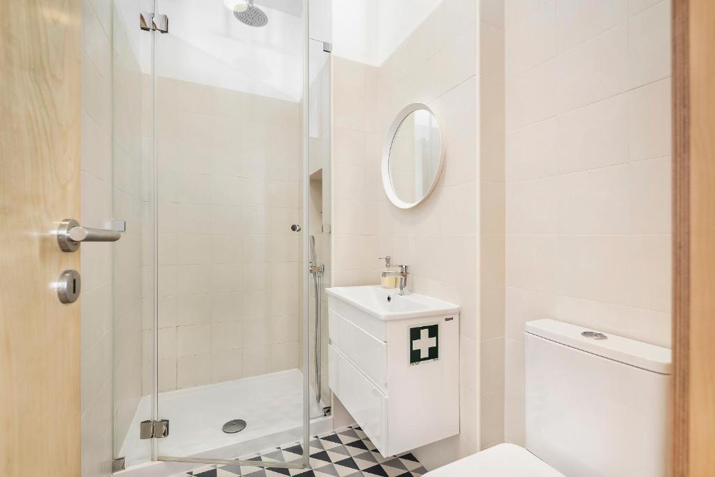 RG Downtown Duplex 3