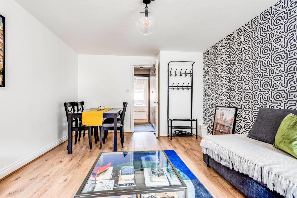 3 Bedroom Townhouse near South Park Oxford - close to city centre ! 8