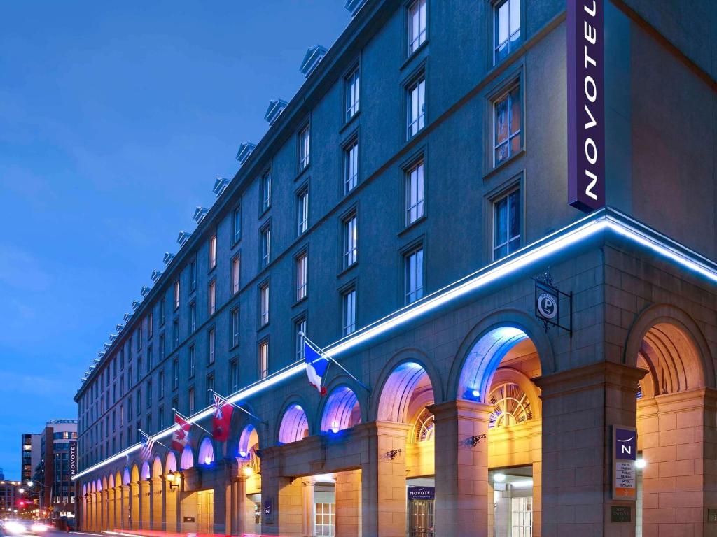 The Novotel Toronto Centre Image