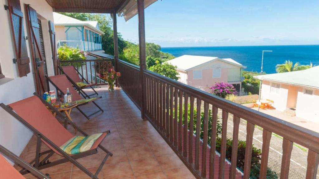 Rose phoenix appartement terrasse et piscine vue mer 6