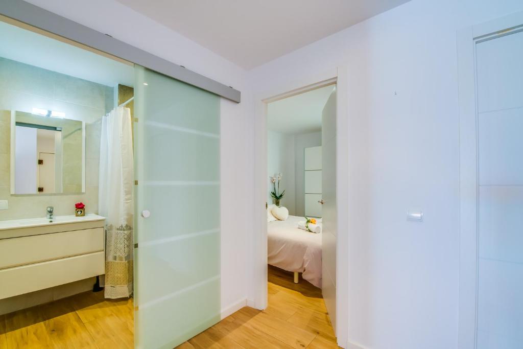 Ideal Property Mallorca - Blue Attic Beach 3