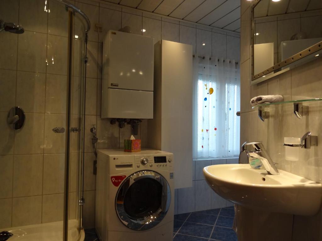 Ferienwohnung Huttenstrasse 22C 3