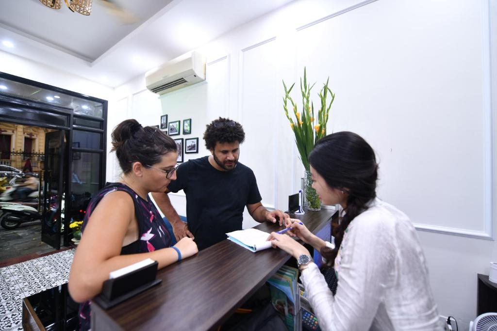 Hanoi Elpis Grand Hotel