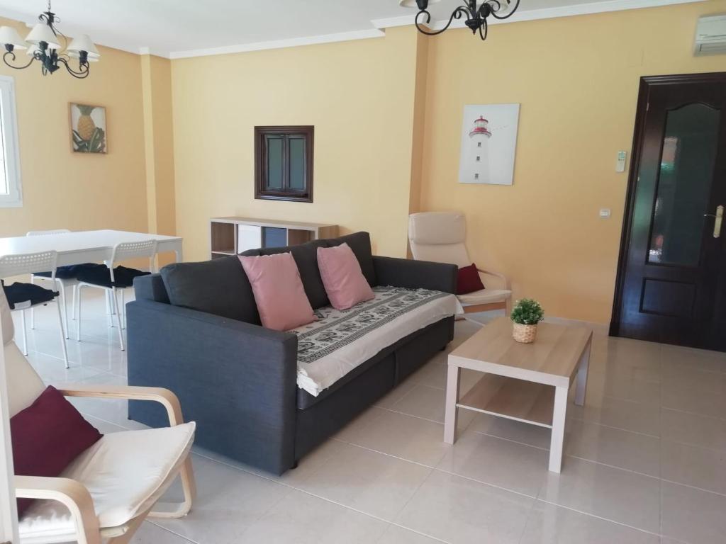 CHALET EXCLUSIVO COSTA BALLENA 5