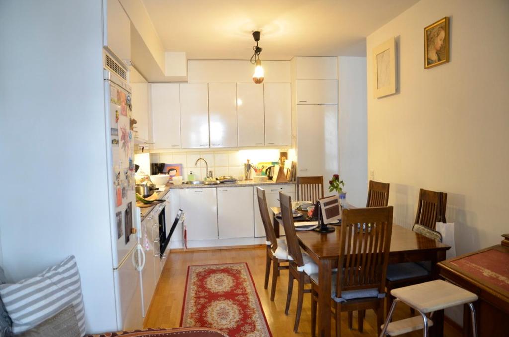 BEAUTIFUL SEASIDE TOWN Apartment with SAUNA and on-premise RESTAURANTS GYM ,SUPERMARKET 4
