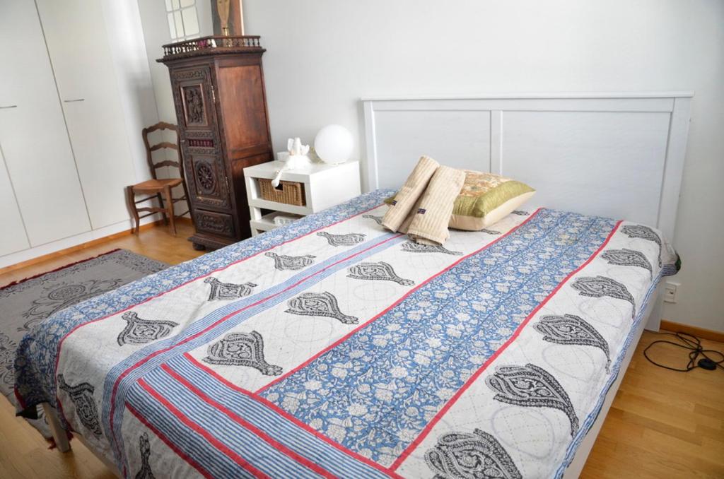 BEAUTIFUL SEASIDE TOWN Apartment with SAUNA and on-premise RESTAURANTS GYM ,SUPERMARKET 7