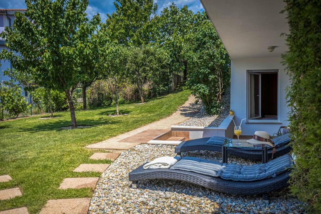 TERRA MAGICA DELUXE Apartment Or Room with Free Parking, Terrace and Sea View 8