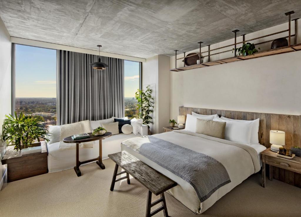 1 Hotel West Hollywood Image