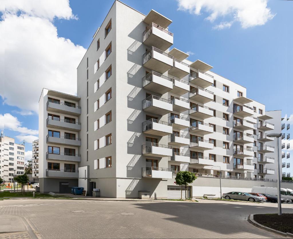 PREMIUM Apartments New Town Private Parking Included 6