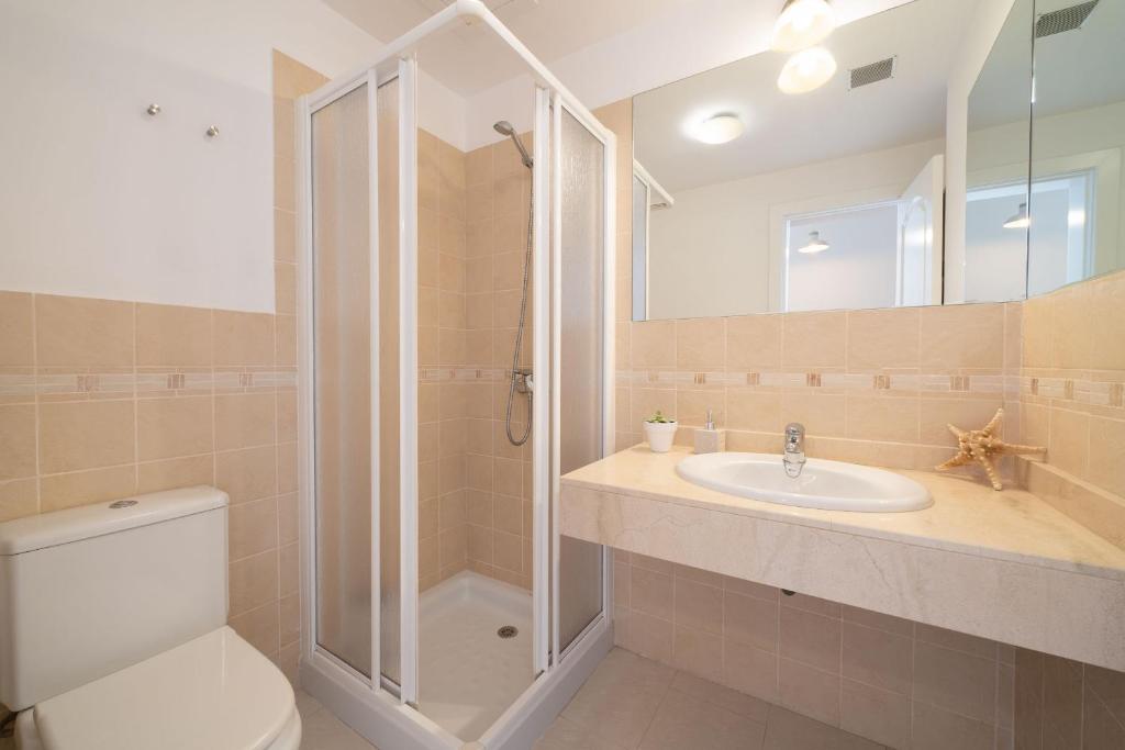 Living El Charco-central location 8