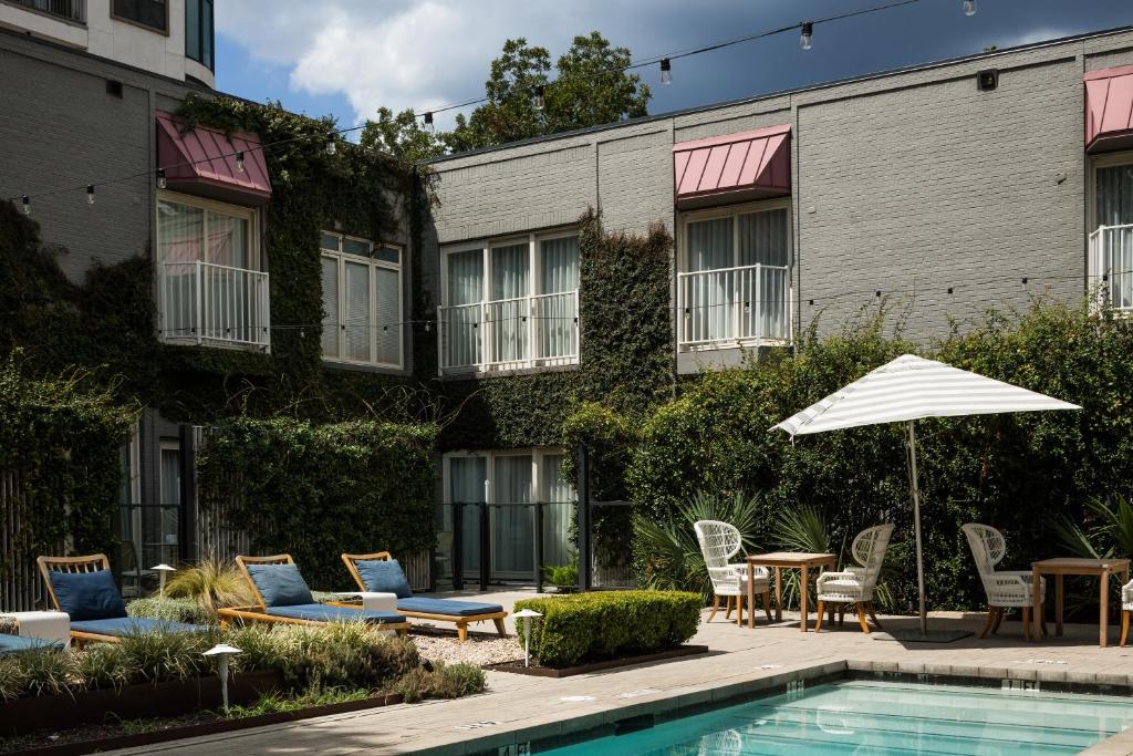 Hotel Ella Image