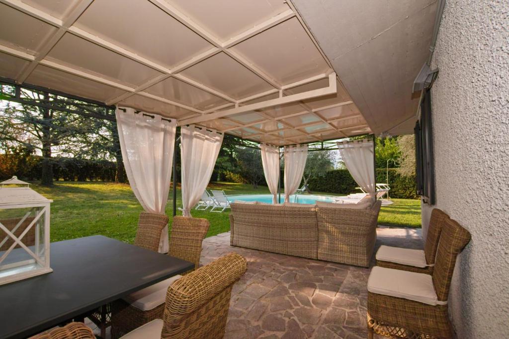 Photo de la galerie de l'établissement Villa Grazia, à Manerba del Garda