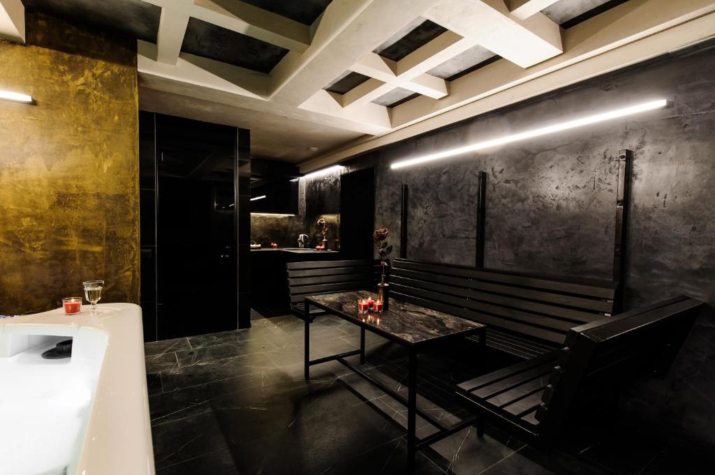 Apartments in Kaunas city centre with Jacuzzi bath 6