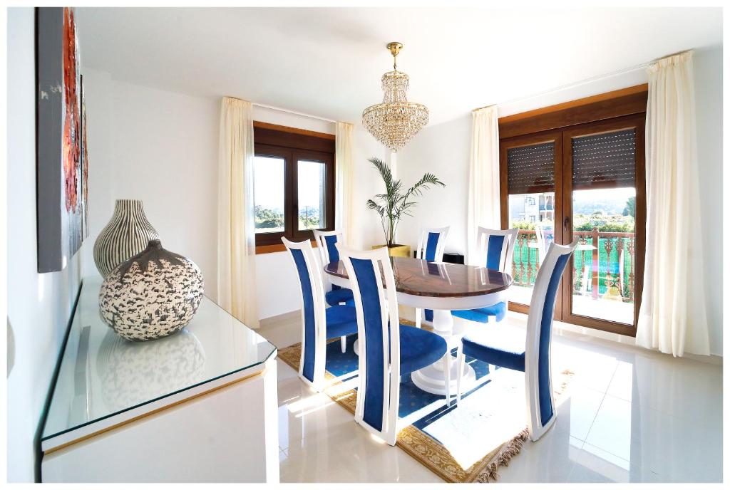 Casa Victoria garden con Jacuzzi y piscina 5