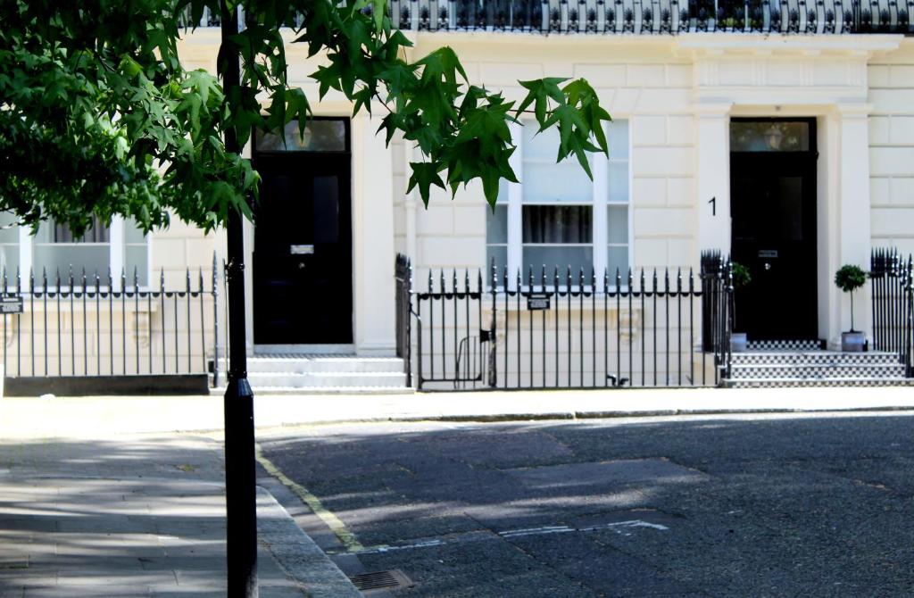 1 Craven Hill Gardens 5