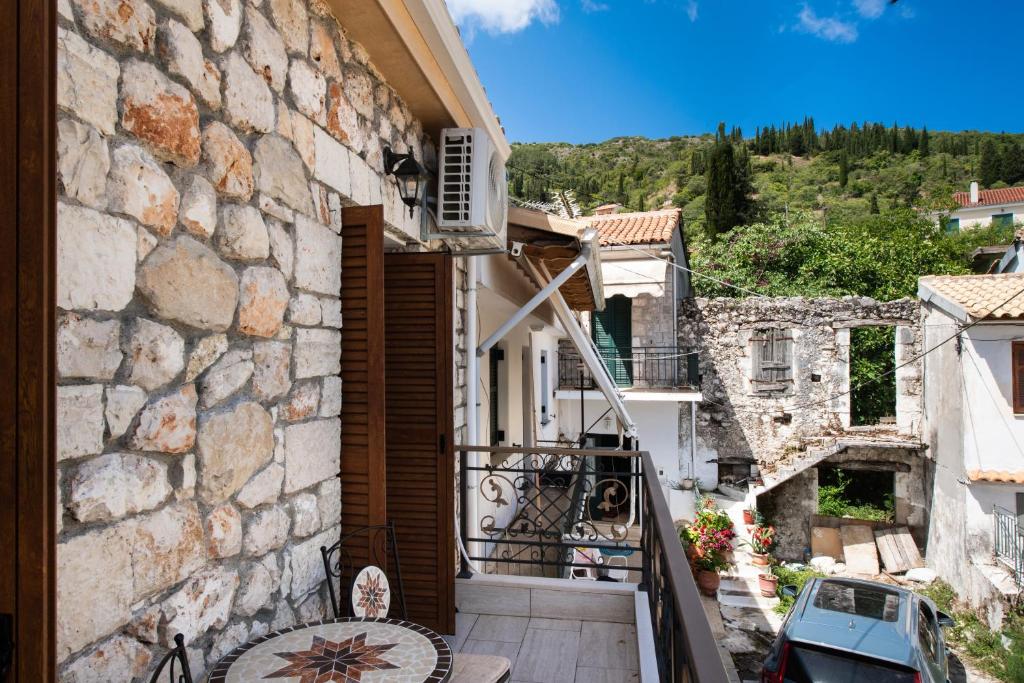Stone Villa Hermione 6