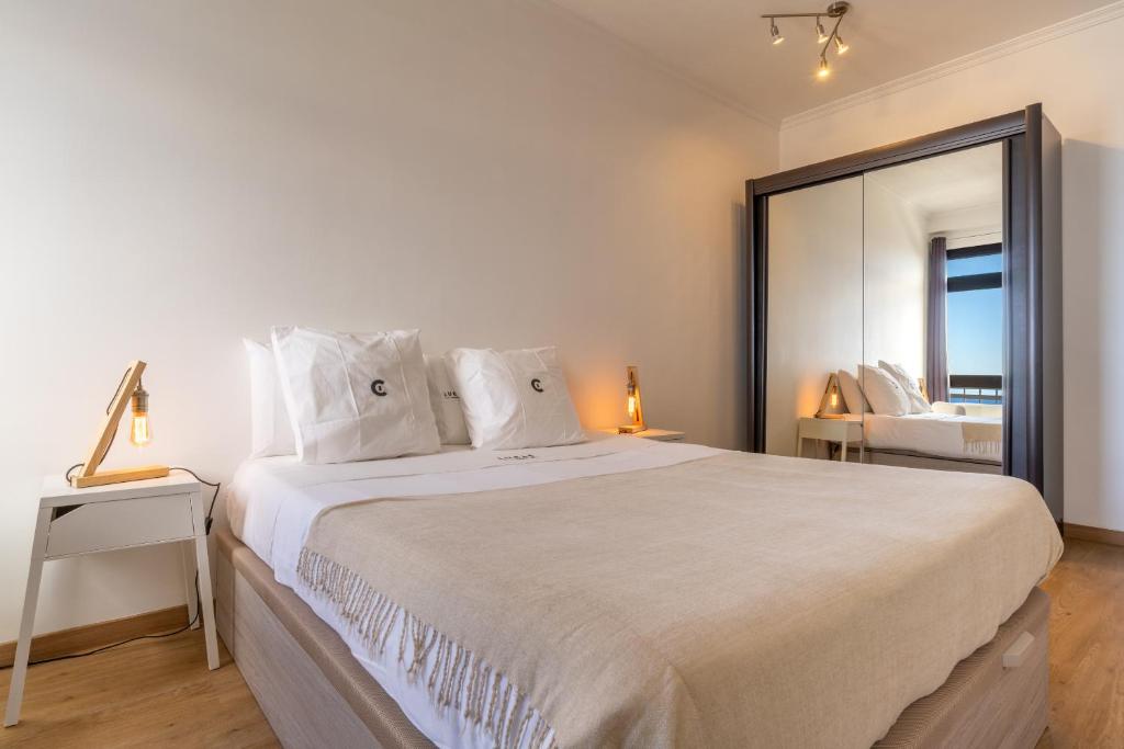 Monumental Apartments - Multi Listing 7
