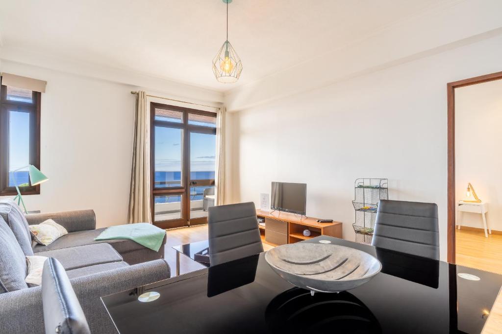 Monumental Apartments - Multi Listing 2