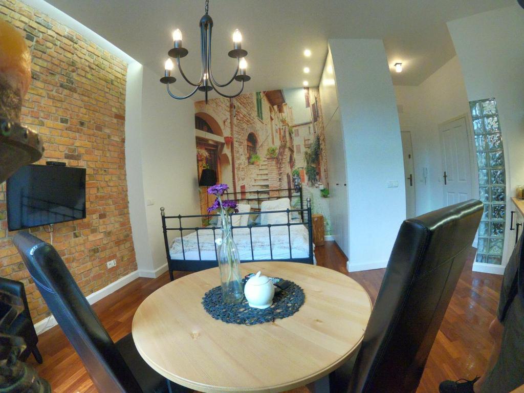 Apartamenty APARTLUX self check-in 24h 5