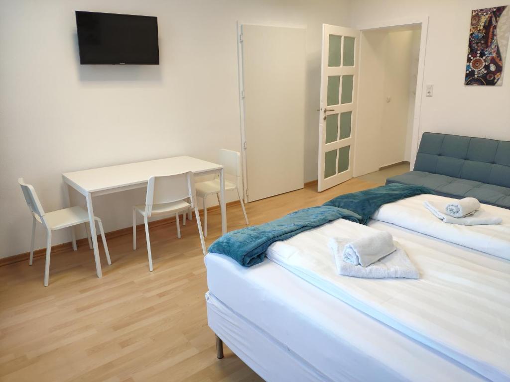 1210Apartment 3