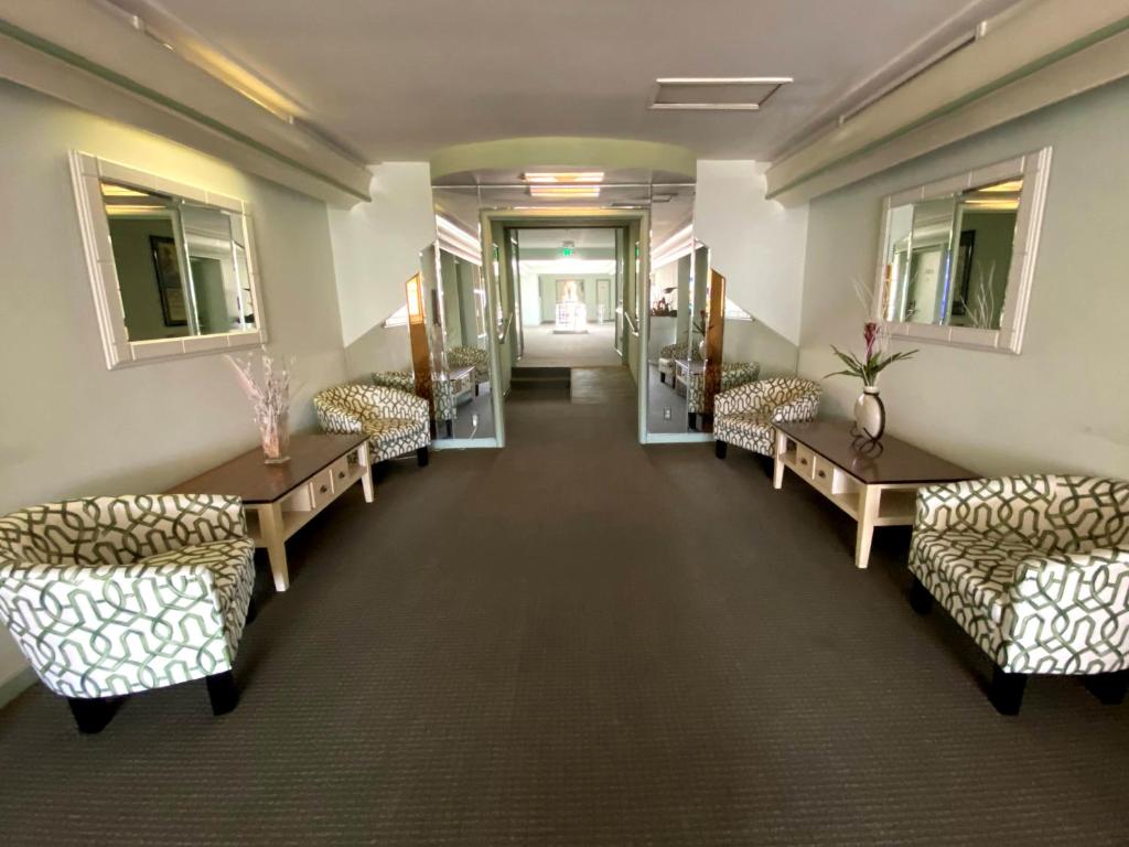 Hollywood Celebrity Hotel Image
