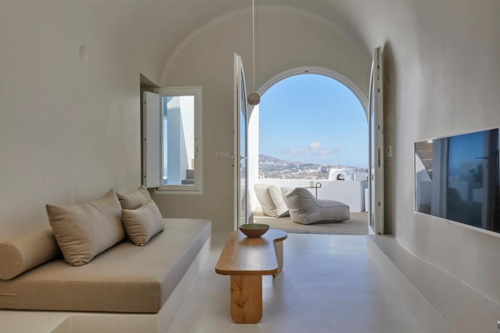 Olia Villas & Suites 5