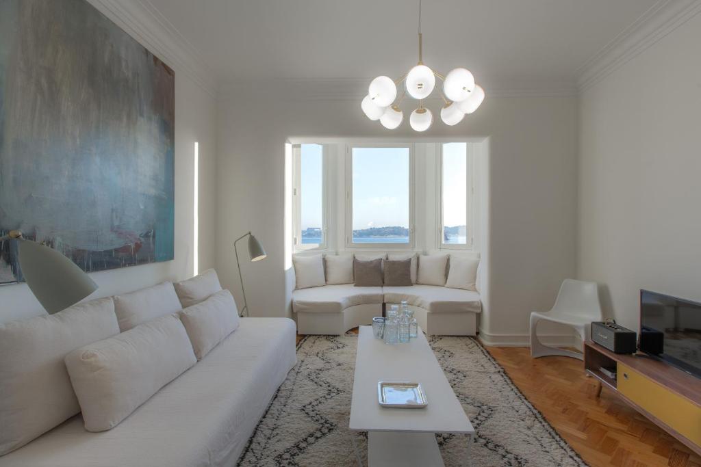 Cabral 5 Stars View 5