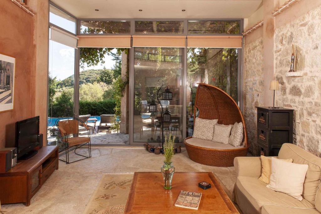 Mounty Island Villas Avra-Calma 6