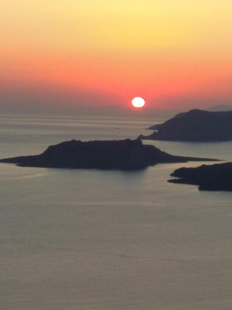 Santa Rinoula Suites Ocean Caldera Sunset Views 8