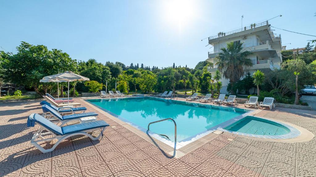 Artemis Studios - Pool and garden 2