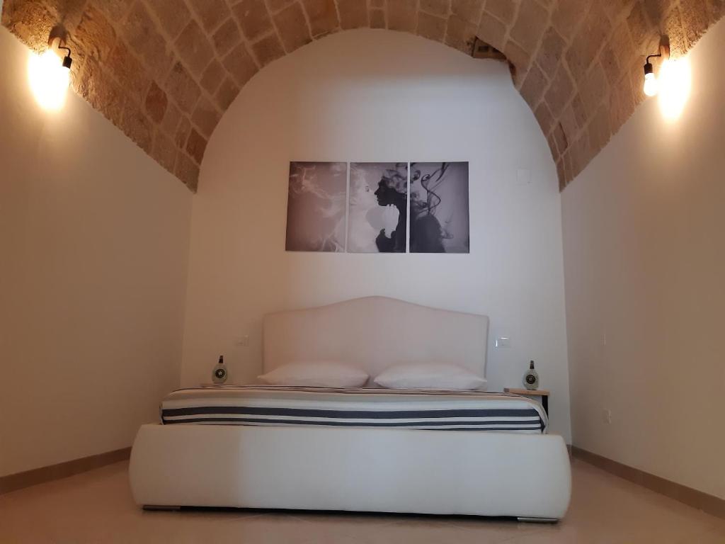CenVi House 98 7