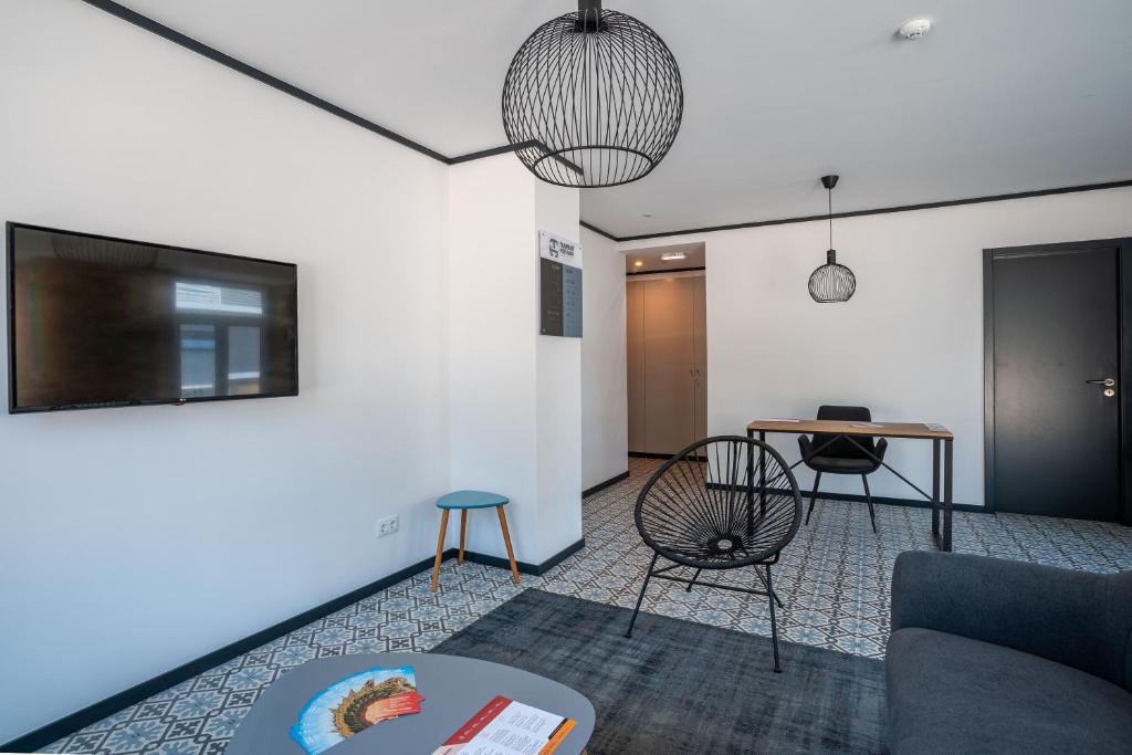 Zarco Apartments by Mercado Funchal 4