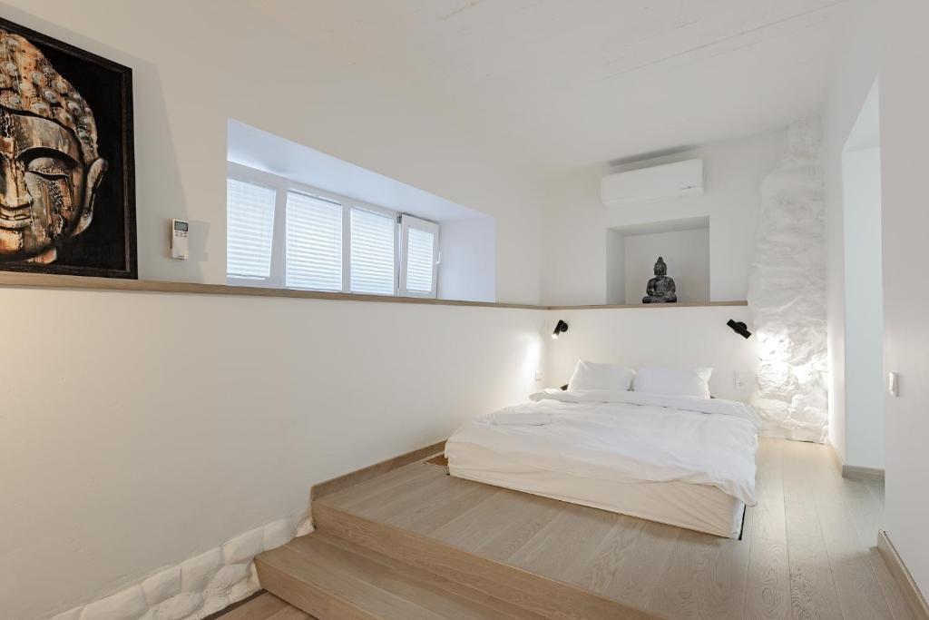 Buddha Luxury Apartment Kaunas city centre 7