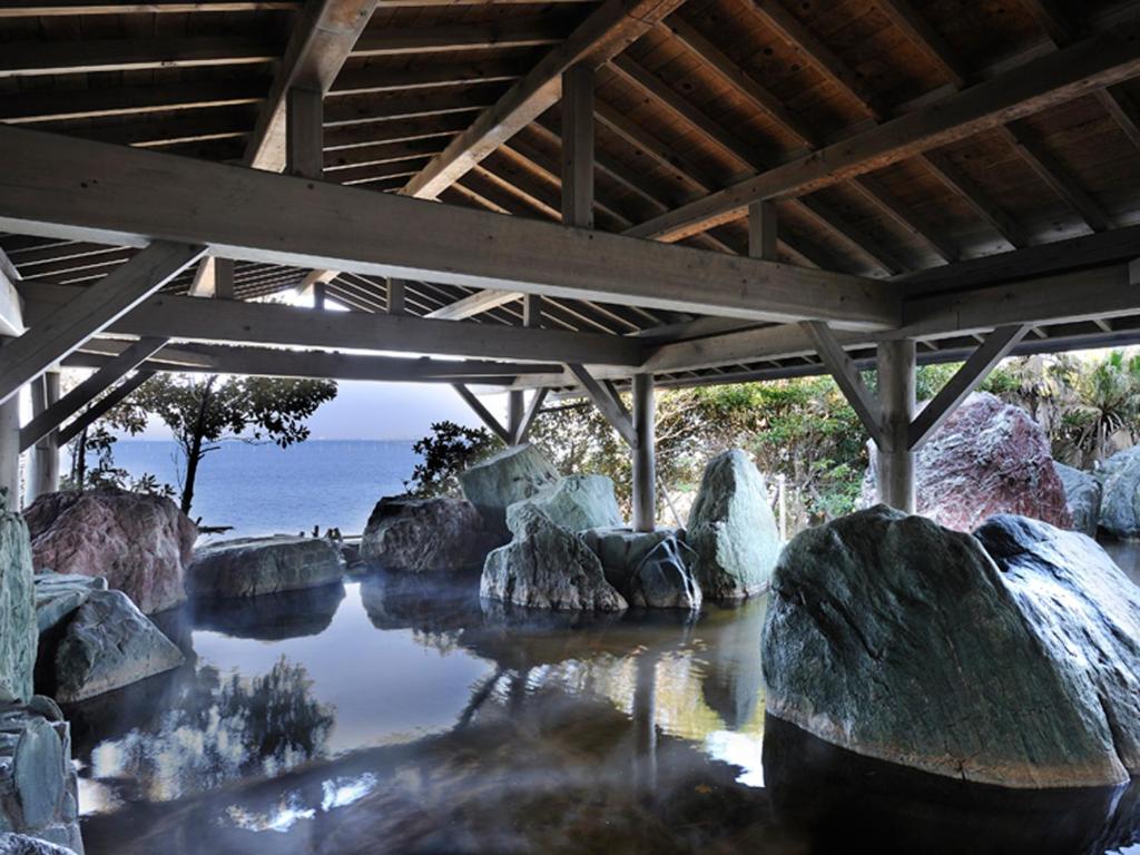 Photo de la galerie de l'établissement Ryugujo Spa Hotel Mikazuki Ryugutei, à Kisarazu