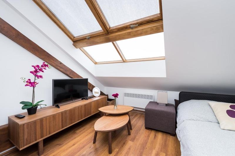 The Republic Apartments 4