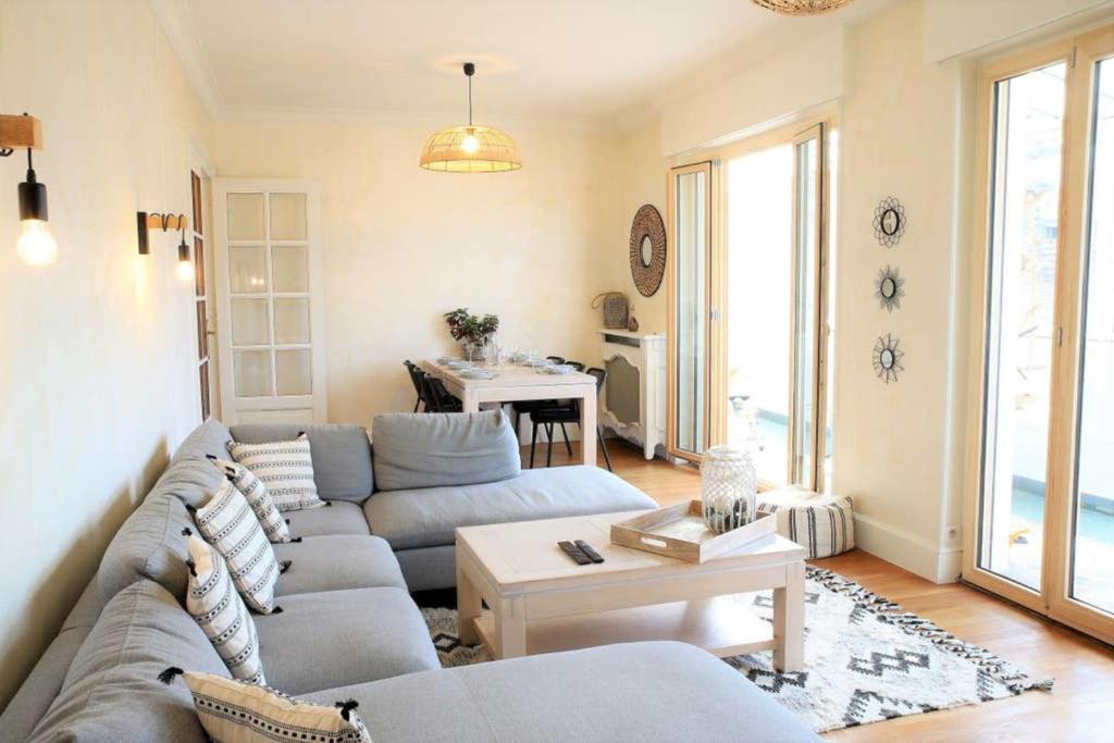 Large 4 rooms in the city center 4