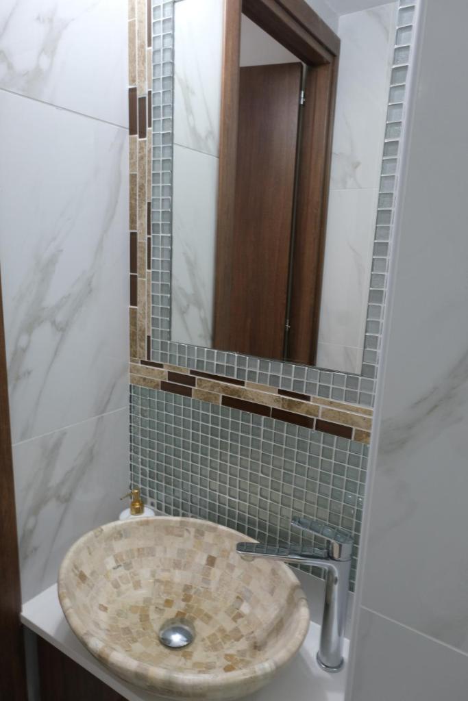Luxury Fani House Next to Harbor area with Jacuzzi 8