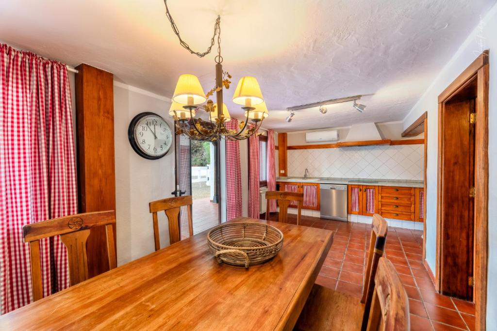 Villa Montaña Colorada 5