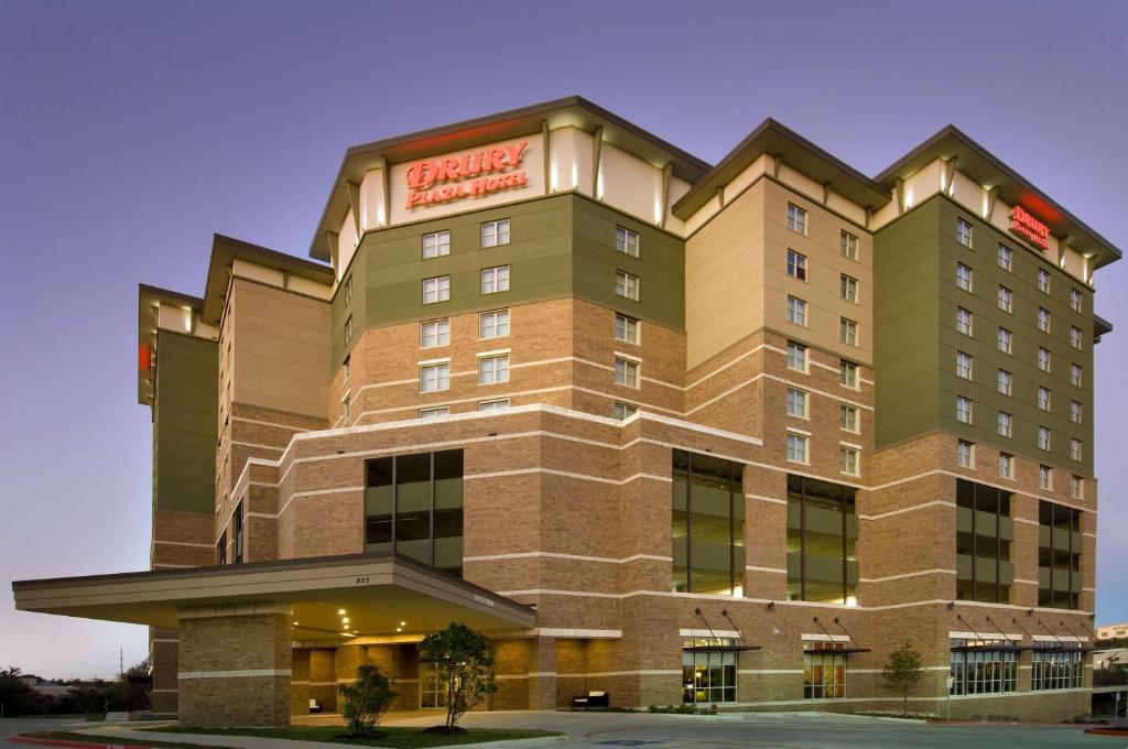 Drury Plaza Hotel San Antonio North Stone Oak Image